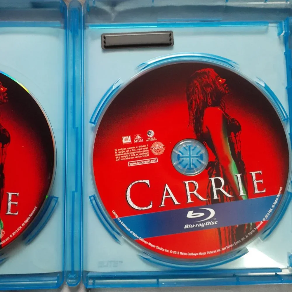 Carrie 2013 Remake Stephen King Blu-Ray - Picture 5 of 6